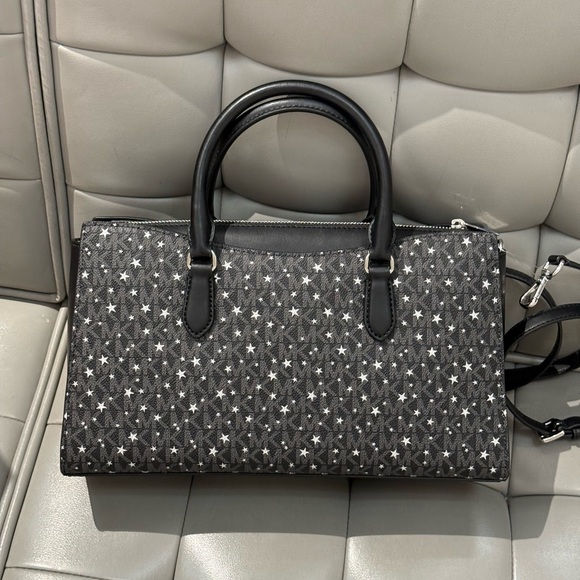 Michael Kors Black and Silver Star Satchel - Picture 4 of 11